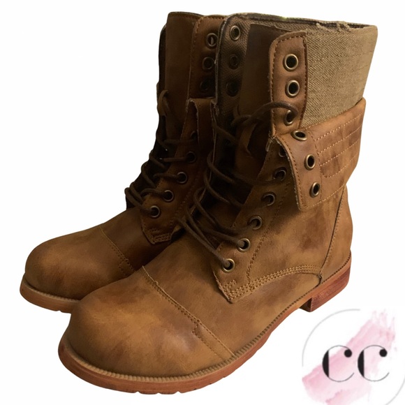 Camel-Coloured Lace-up Combat Boots - Picture 4 of 8